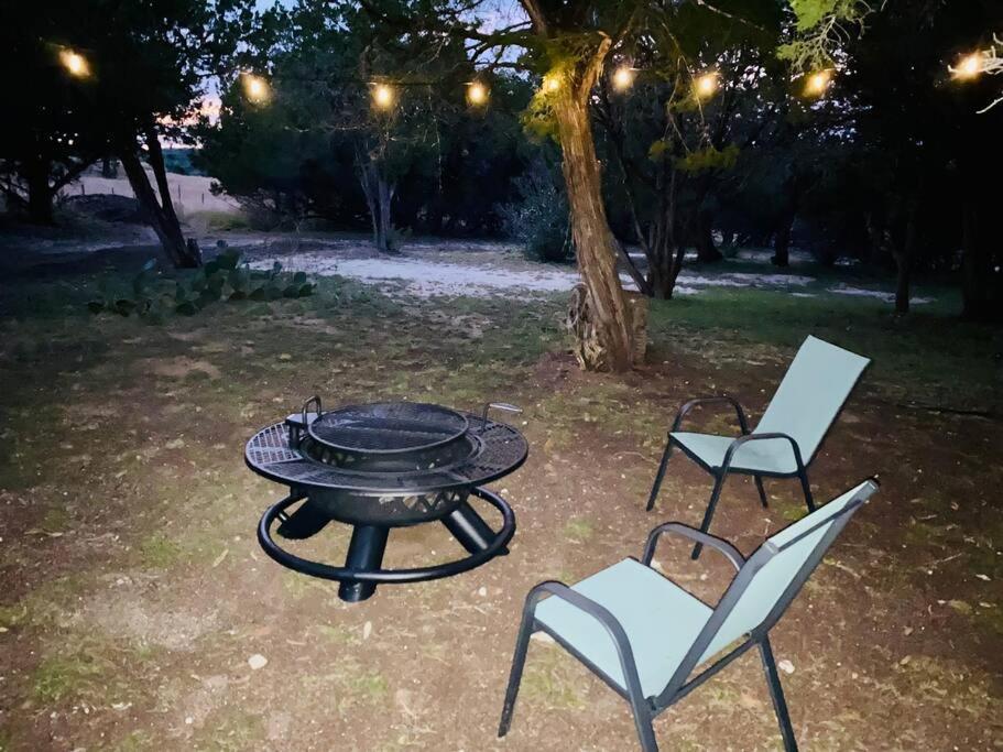 Cottage With Hot Tub And Pool Bandera, Tx. Extérieur photo